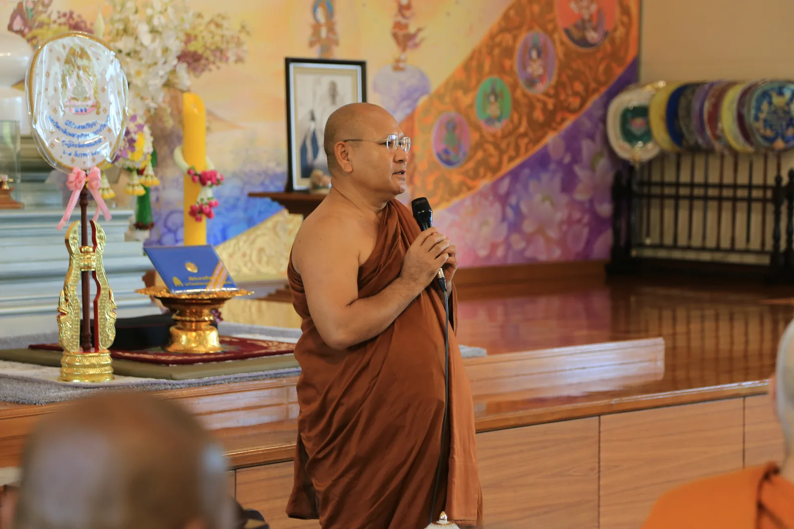ประมวลภาพบรรยากาศ พิธีสรงน้ำท่านพระอาจารย์ในงานมุทิตาสักการะอายุวัฒนมงคล ๕๖ ปี