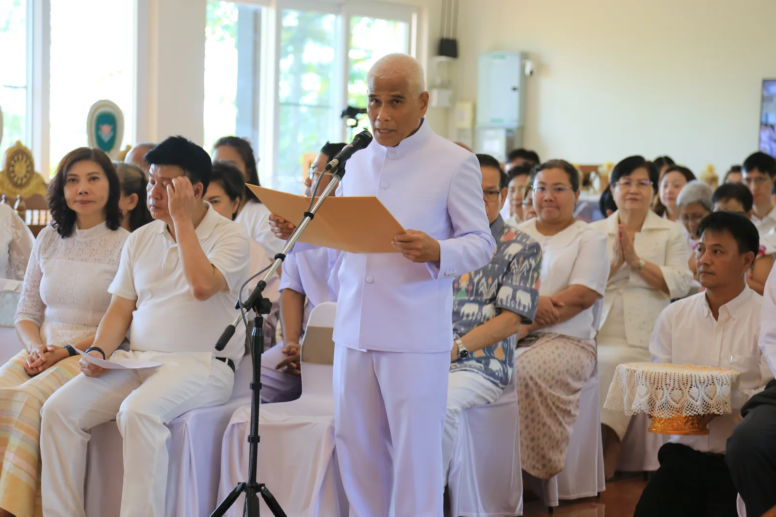 ประมวลภาพบรรยากาศ พิธีสรงน้ำท่านพระอาจารย์ในงานมุทิตาสักการะอายุวัฒนมงคล ๕๖ ปี