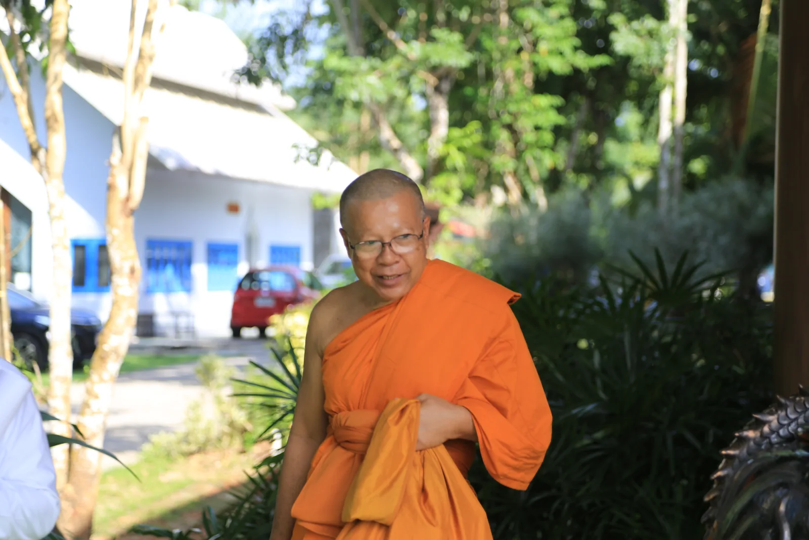 ประมวลภาพบรรยากาศ พิธีสรงน้ำท่านพระอาจารย์ในงานมุทิตาสักการะอายุวัฒนมงคล ๕๖ ปี