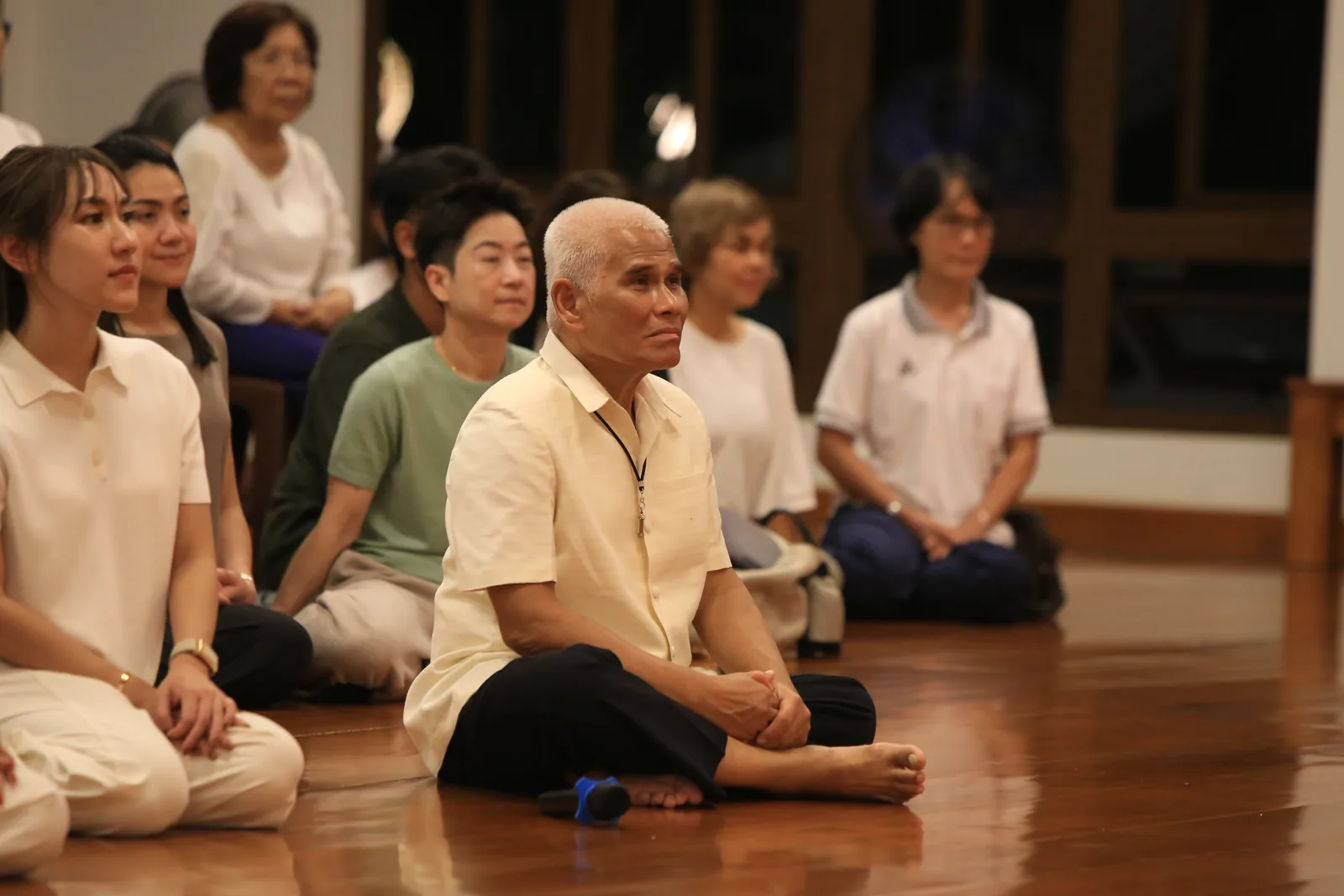 ประมวลภาพบรรยากาศ พิธีสรงน้ำท่านพระอาจารย์ในงานมุทิตาสักการะอายุวัฒนมงคล ๕๖ ปี